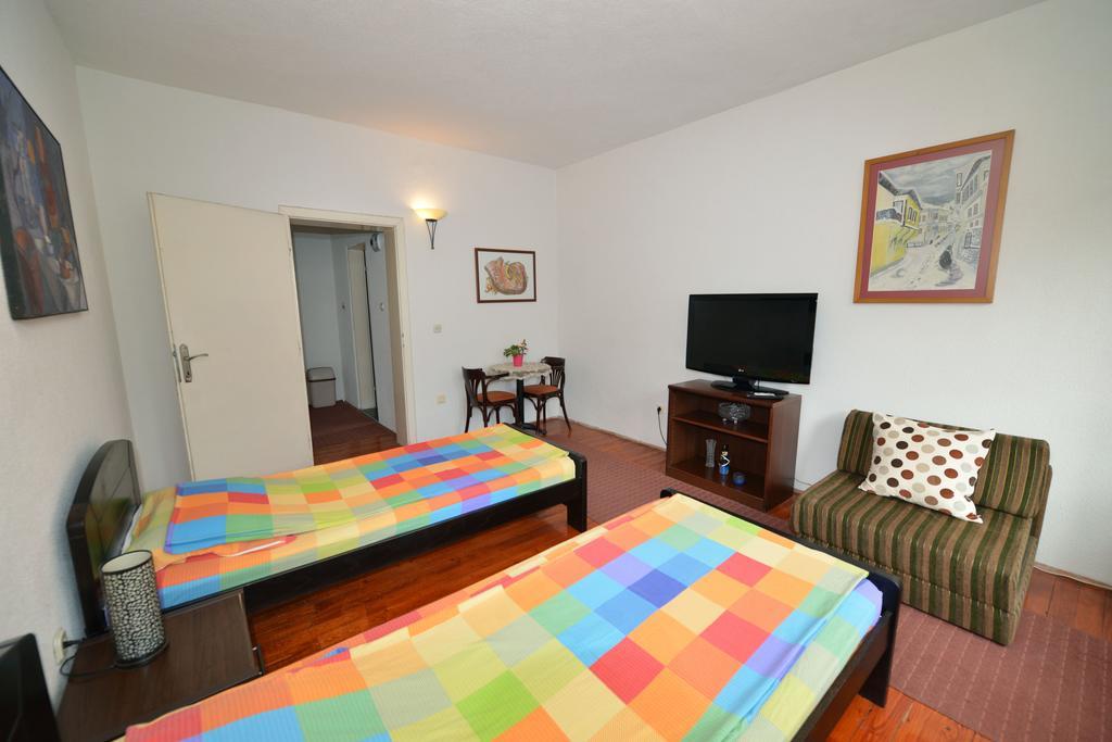La Piazza Apartment โอครีด ภายนอก รูปภาพ